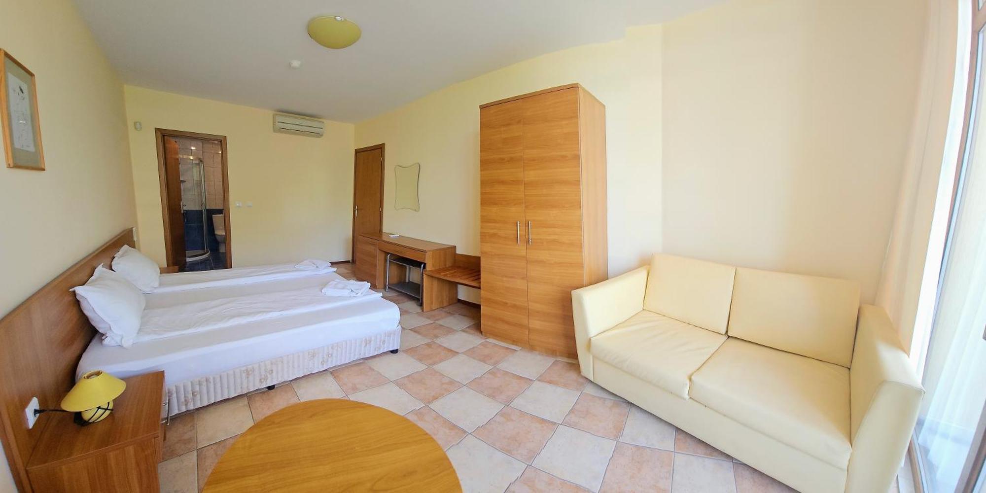 Kaya Apartments Pantai Sunny Bagian luar foto