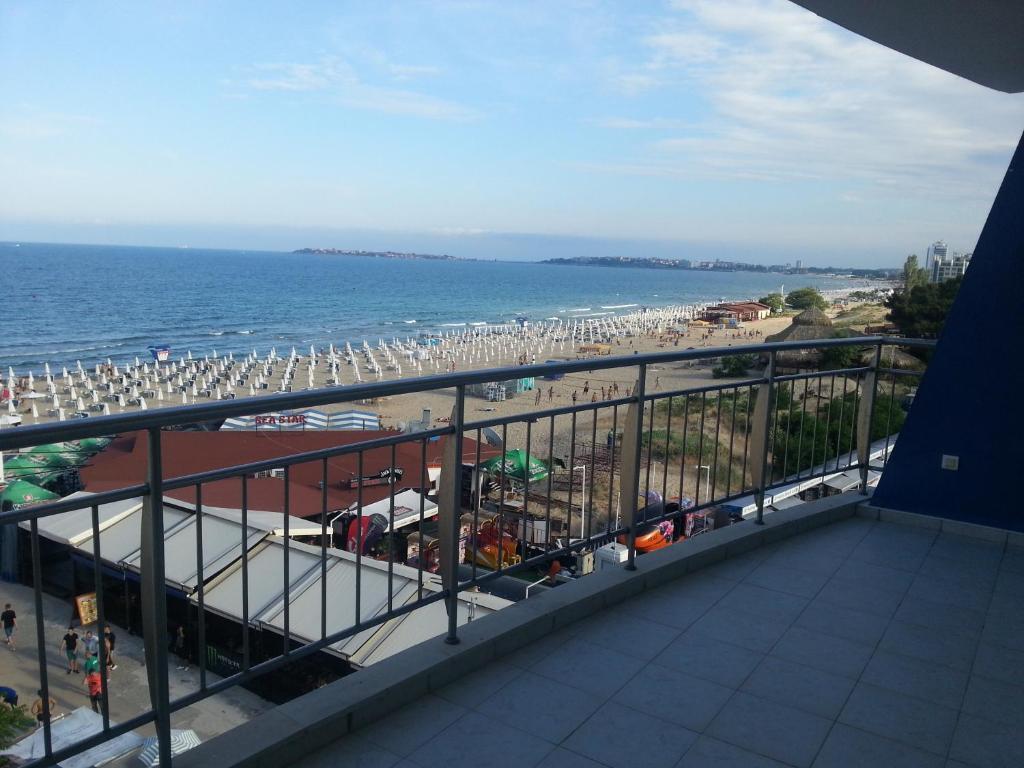 Kaya Apartments Pantai Sunny Ruang foto